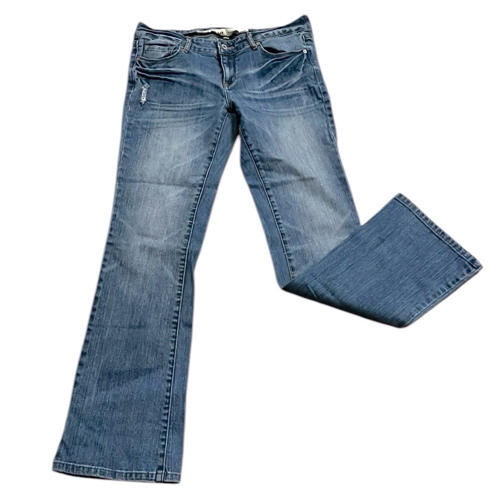 CHARLOTTE RUSSE LOW RISE EVERYDAY DISTRESSED BOOT CUT DENIM JEANS BLUE SIZE 8R